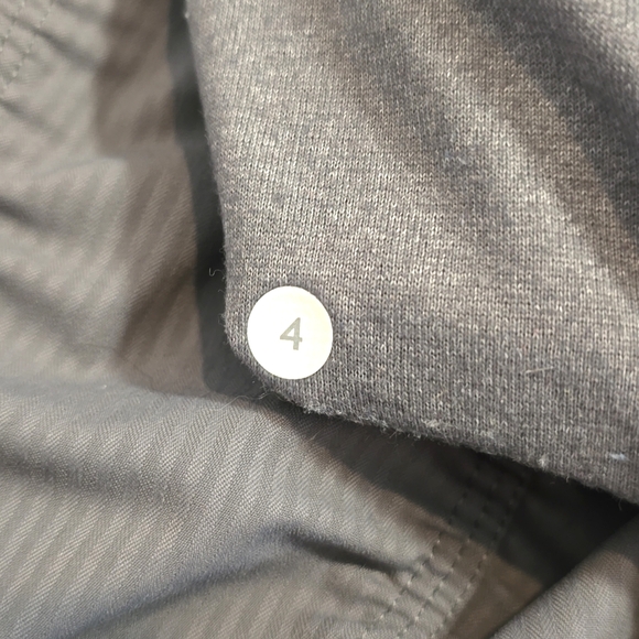 Lululemon  Reversible Dance Studio - Picture 3 of 3